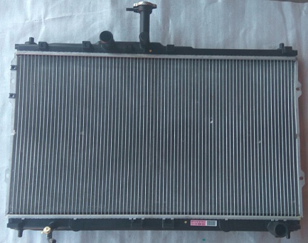 Радиатор основной охлаждения двигателя под мкпп Euro 5 253104H500