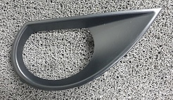Накладка противотуманной фары правая 4L0807490A (137130-5) Audi Q7 2005-2015