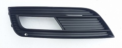Накладка противотуманной фары левая 8K0807681K01C (13D12711) B8 Audi A4 2008-2012
