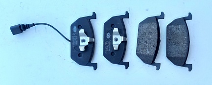 Колодки тормозные передние с датчиком 5Q0698151C 8VA 8VF ICER